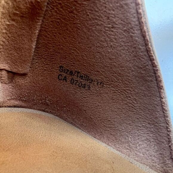 Blowfish Malibu Flats Sandal Womens Size 10 Tan Back Zip Closure Boho Laser Cut - Picture 8 of 9